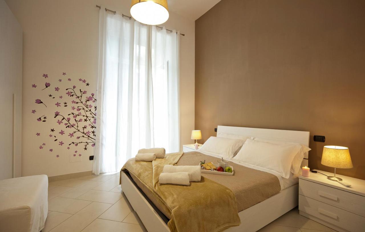 Le Corti Di Napoli Apartments المظهر الخارجي الصورة