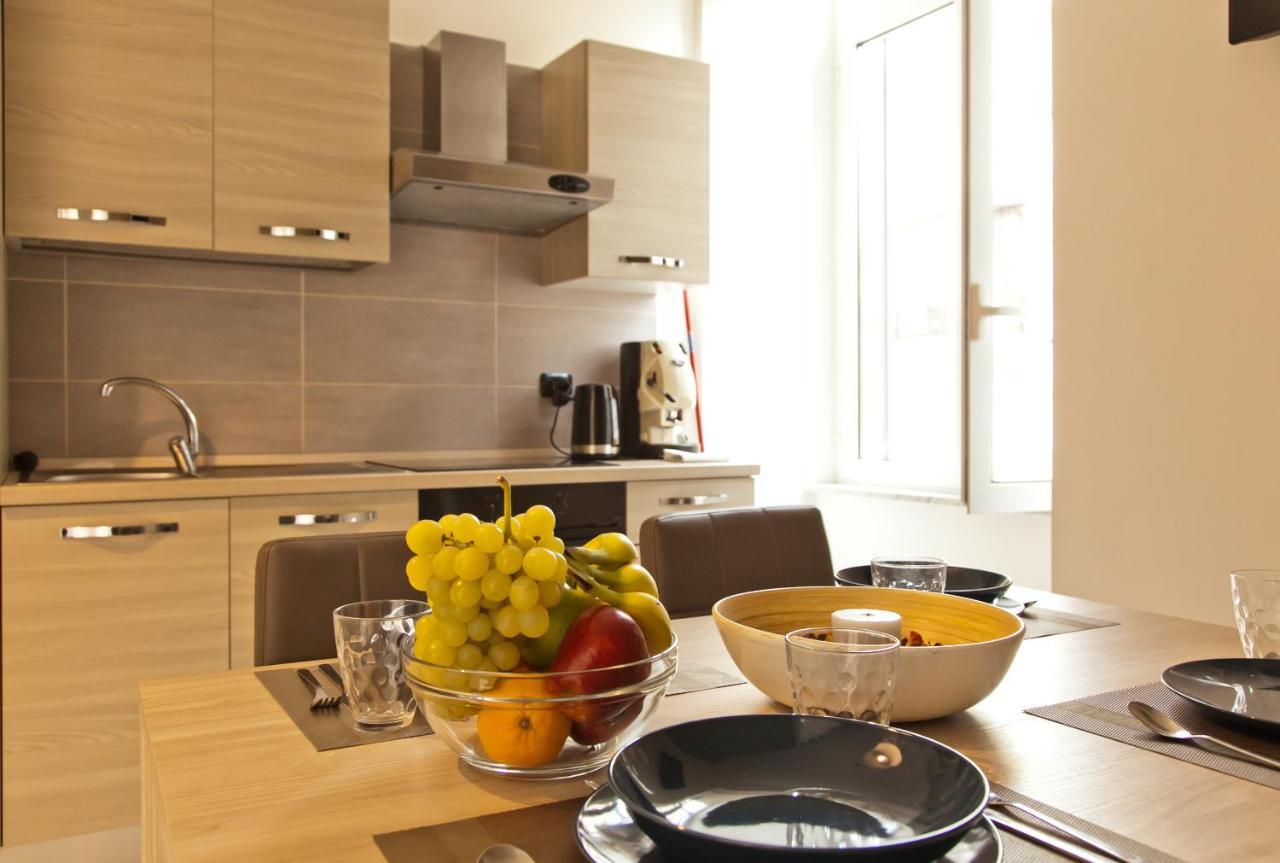 Le Corti Di Napoli Apartments المظهر الخارجي الصورة